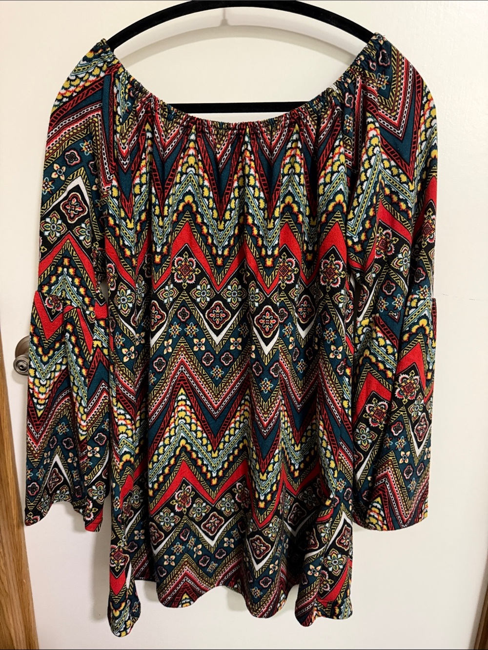 WinWin Multicolor Chevron & Floral Off-Shoulder Tunic - Picture 5 of 8